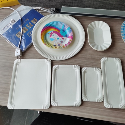 des unterschiedlichen unterschiedliches Material Formbunten Papieruntertellers der Entwurf Pappteller-Maschine mit Film durch das Beschichten von Winkel- des Leistungshebelspet