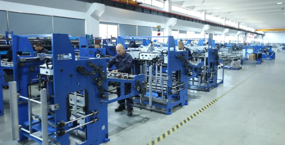 Vollautomatische Ce-Kraft-Handtaschenformmaschine mit Holzverpackung