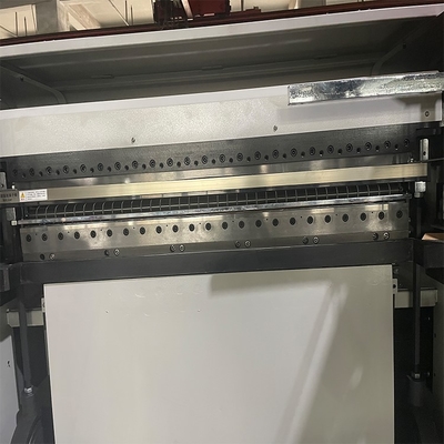 Querschneidemaschine-hohe Geschwindigkeit des Computer-HJ-1400 mit Servoaufschlitzendem Ausschnitt der Motorsteuerung 1400mm für Ausschnitt des Papiers a4