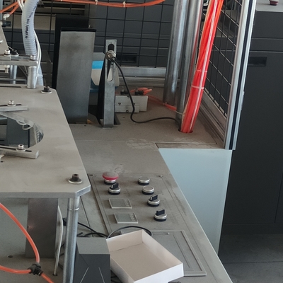 Nicht standardmäßige Kartonmaschine # Dekorationsarbeiten # Lebensmittelkarton # Einweg-Brotdose # Schmelzklebeverfahren