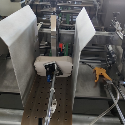 Nicht standardmäßige Kartonmaschine # Dekorationsarbeiten # Lebensmittelkarton # Einweg-Brotdose # Schmelzklebeverfahren
