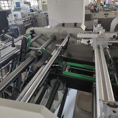 Nicht standardmäßige Kartonmaschine # Dekorationsarbeiten # Lebensmittelkarton # Einweg-Brotdose # Schmelzklebeverfahren