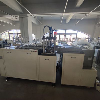 Wegwerfbrotdose-Karton-Maschinen-heiße Schmelzklebender Prozess