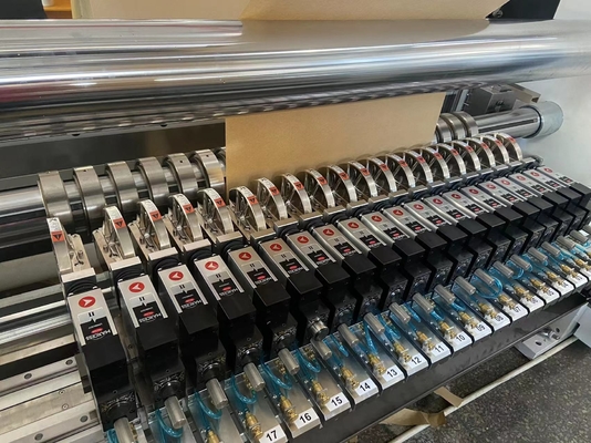 Hochgeschwindigkeitsslitter Rewinder-Maschine 1-200m/Min Speed 1500mm maximal