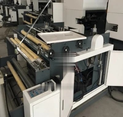 Vollautomatischer nicht gesponnener Tragebeutel, der Stoff-die Tasche der Maschinen-380V herstellt Maschine macht