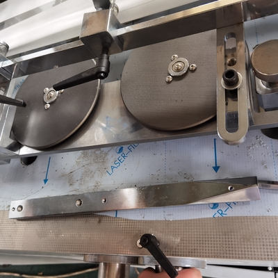 HJ-200+LST-4700/4700R Rolle, die Flexo druckt Quadrat untere Papiertüte macht Machine#200pcs/Min Paper Carry Bag einzieht