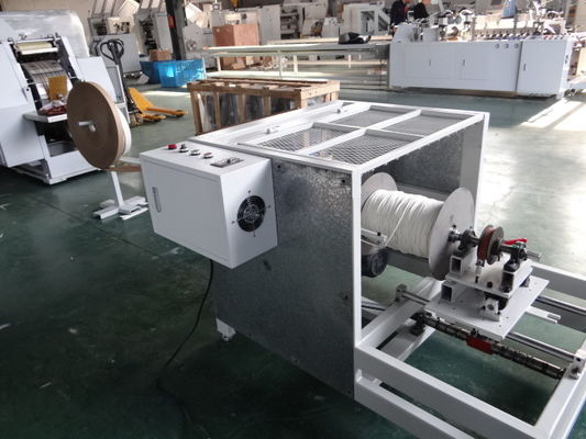 Kraftpapier-Taschen-Seil, das Maschine für 25-60 G/M Paper#220V den Papiertüte-Seil-Griff herstellt Maschine 20-80 PC/Minute herstellt