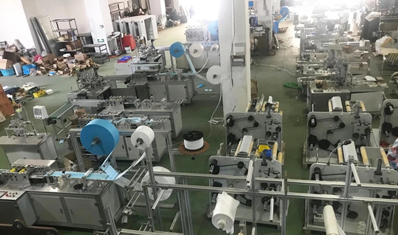800mm Papieraufschlitzenund Rückspulenmaschine 150m/Min-180m/Min