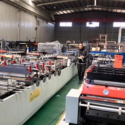 CPP-HAUSTIER Papier-Sterilations-Papiertüte-Beutel, der Machine# den medizinischen Papierhochgeschwindigkeitsbeutel herstellt Maschine 30-160m/Min macht