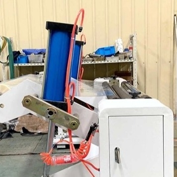 automatische 1100mm prägen Aluminiumfolie der Maschinen-600mm