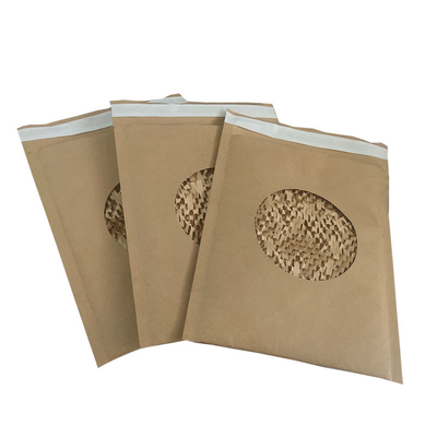 Freundliche Kraftpapier-Tasche Eco, die Maschine aufgefüllten Kurier Delivery Envelope Honeycomb macht